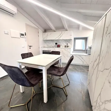 Appartement Absentia 1763 Garda Boutique - Front Brenzone sul Garda