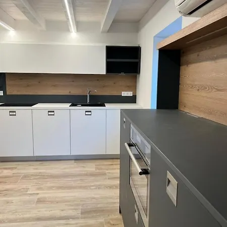 Apartamento Absentia 1763 Garda Boutique - Front